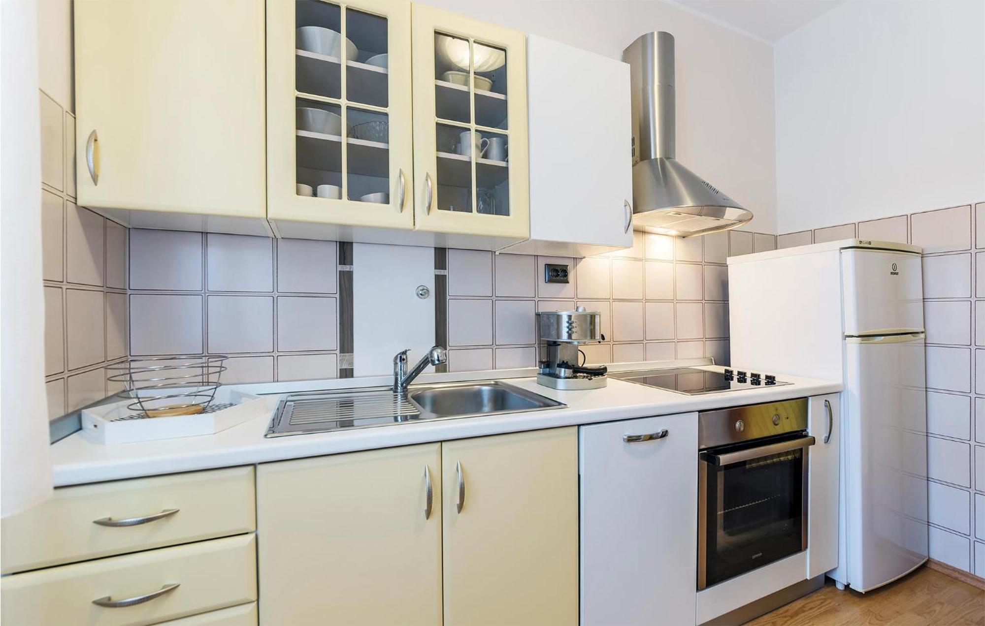 2 Bedroom Beautiful Apartment In Valtura ภายนอก รูปภาพ