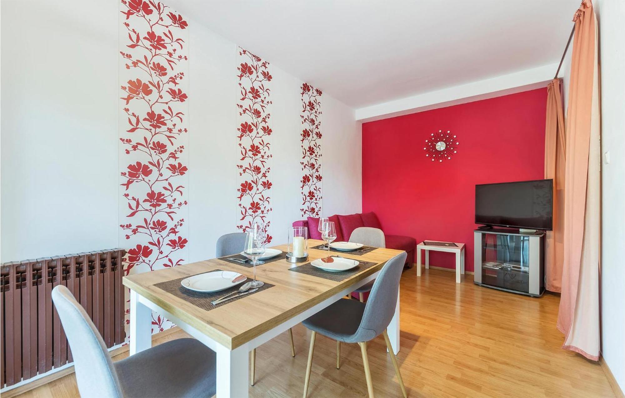 2 Bedroom Beautiful Apartment In Valtura ภายนอก รูปภาพ